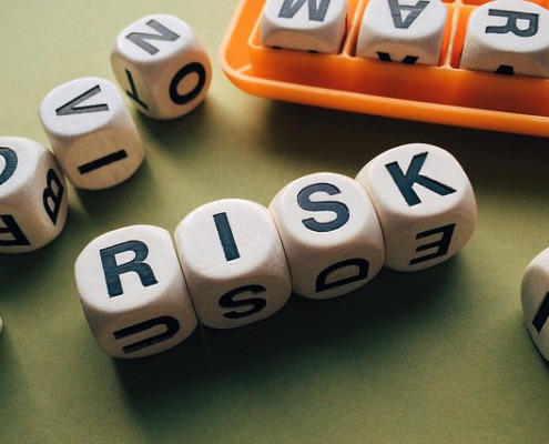 risk 1945683 640