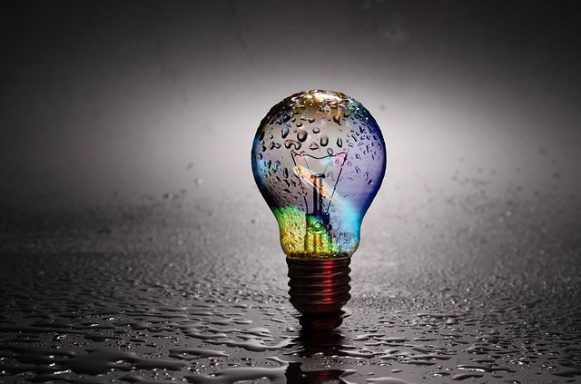 Tyrosin fördert kreatives Denken 1 energy 3073847 640