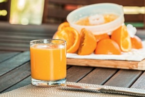 Startseite 7 stevepb fresh orange juice 1614822 640